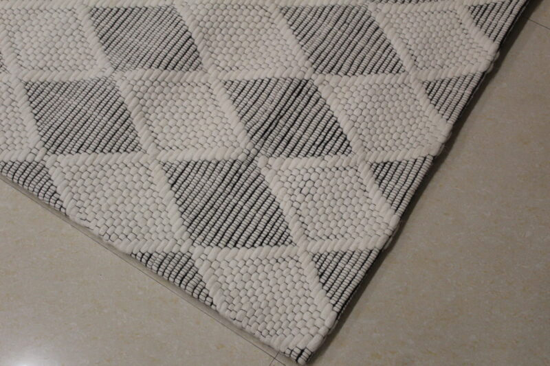 DH-152 BLACK BEIGE 5X8 - Image 2