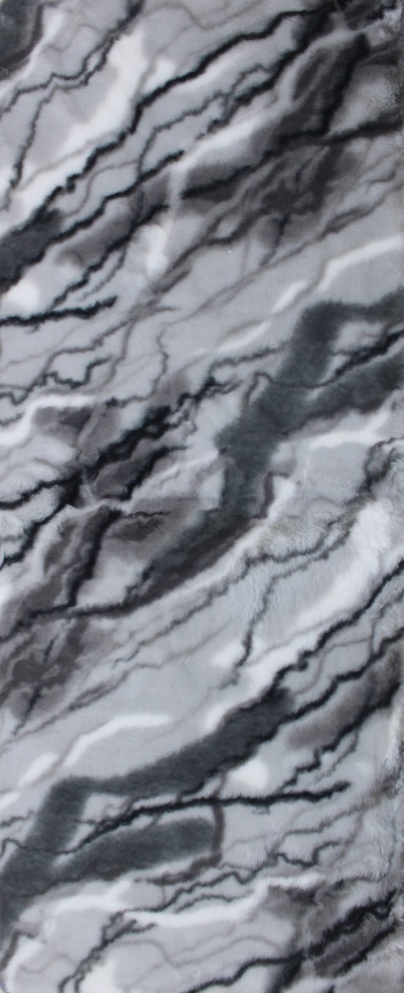 RABIT FUR TEXTURED GREY 2X5