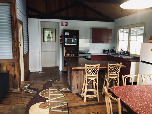 Triple bunks within shared cabin - Image 4